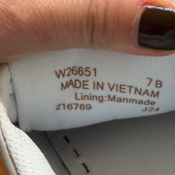 COLE HAAN NIB White Low Top Leather Grand Crosscourt Daily Sneakers Shoes 7 B - Picture 11 of 11